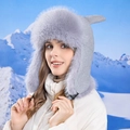 Gorro de invierno gris claro con orejas adorables y forro de pelo sintético para mujer - Gris