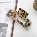 French retro acetate hair claw clip in tortoiseshell leopard pattern rectangular design - Creamy Tortoise 10.5cm