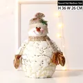 Poupée bonhomme de neige en peluche crème avec bonnet et écharpe dorés, taille 36x26cm - Chapeau Rond Moyen