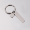 Llavero minimalista de acero inoxidable con placas rectangulares y redondas para grabar - Color Acero