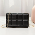 Petit sac carré noir en cuir PU matelassé avec bandoulière chaîne dorée chic - Style de base / Noir