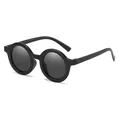 Klassische schwarze runde matte Kindersonnenbrille mit dunklen Polgläsern, C1 - Matt Schwarz Graue Gläser