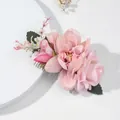 Bohemian bridal hair comb featuring light pink silk flowers and green leaves - FS24-4 Pink