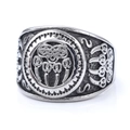 Anello vichingo in acciaio inossidabile con rilievo a zampa d'orso e finitura argento antico - US 7 / Color Acciaio