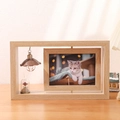 Marco de fotos giratorio de madera de doble cara con foto de gato y pequeña lámpara decorativa - Horizontal / 6 Pulgadas / Veta de Madera