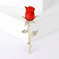Spilla rosa di lusso con fiore rosso e foglie in metallo dorato con cristalli - Rosso