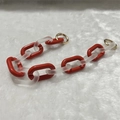 Acrylic chain strap with alternating red and frosted links and golden metal rings - Frosted Red