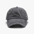 Casquette de baseball gris foncé délavée avec détails déchirés et style vintage - Gris clair