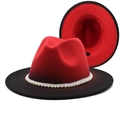 Zweifarbiger Wollfilzhut in Rot und Schwarz mit elegantem weißem Perlen-Zierband - M (56-58cm) / Rot + Schwarz