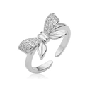 Anello fiocco argento con micro zirconi e fascia aperta regolabile su sfondo bianco - Stile CE00841YH / Argento