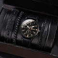 Set orologio al quarzo nero da uomo con quattro bracciali coordinati in pelle intrecciata - Quadrante Nero Testo Oro Rosa Cinturino Nero E Bracciali Neri