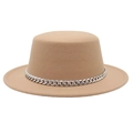 Cappello boater classico in feltro di lana cammello con vistosa catena decorativa argento - M (56-58cm) / Cammello