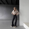 Jeans grigio scuro slim fit a vita alta con elegante spacco laterale sul fondo - S / Nero
