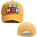 Détail du patch chenille DOG MOM et délavage vintage sur une casquette jaune usée - Taille Unique (58cm Ajustable) / Jaune