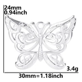 Vista macro con dimensiones 30mm x 24mm y peso del colgante de mariposa en metal plateado - Color Acero