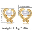 Goldene Herzohrringe mit Perle und Zirkonia inklusive detaillierter Größenangaben - Goldene Herz-Perlenstecker (KE1300-5)