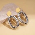 Orecchini geometrici placcati oro 18 carati con ciondoli ovali argento lucido a specchio - Stile Ovale Geometrico / Bicolore Oro e Argento