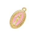 Détail du pendentif Marie en émail rose avec relief doré et gravure religieuse ciselée - Rose