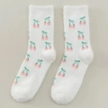 Calcetines blancos de terciopelo de visón con cerezas rosas, térmicos y gruesos de invierno - Talla única / Cereza