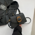 Retro black square handbag with golden woven texture buckle and adjustable strap - Black