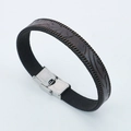 Dunkelbraunes PU-Lederarmband mit Streifenmuster und Edelstahl-Verschlussdetail - Schwarz