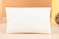 Beauty case minimalista in tela bianca con dettaglio cerniera arancione vivace - 21 cm x 12 cm (1 Pezzo) / Cerniera Arancione (Borsa Beige)