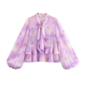 Französische Chiffonbluse mit lila Batik-Blumenmuster und eleganter Schluppen-Schleife - S / Hellviolett