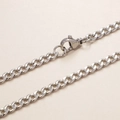 Collar de cadena de eslabones cubanos de acero inoxidable plateado para hombre con cierre - Color Acero