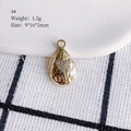 Detail of 9x16mm gold teardrop pendant with LOVE engraving and tiny heart zircon - 4# (Water Drop LOVE)