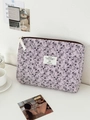 Dettaglio della borsa per cosmetici in velluto a coste floreale viola con trapuntatura - Pochette / Marrone Viola