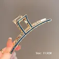 Pince à cheveux papillon dorée de 11,5 cm avec strass bleus brillants à la main - Bleu Diamant Barre