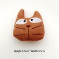 Detail of caramel crochet cat badge showing 5.5cm size and hand-knitted texture - Cat-Original (Open Back)