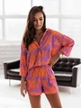Détail d'un ensemble pyjama fleuri avec chemise à manches longues et short assorti - S / Imprimé Floral Violet et Orange