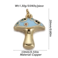 Vue détaillée d'un pendentif champignon en cuivre doré avec dimensions de 20mm par 13mm - Champignon Bleu/Or/Émail