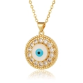 Goldene Evil Eye Halskette mit Zirkonia-Besatz und blauem Emaille-Anhänger an einer Kreuzkette - D710-Perlenbesetzte Mikro-Pave-Scheibe