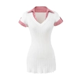 Detalle de vestido de punto blanco con cuello de cuadros rojos y falda plisada - XS / Top Y Pantalón / Blanco