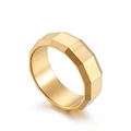 Anello da uomo minimalista in acciaio al titanio dorato con superficie spazzolata - US 8 / Oro