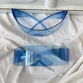 Polygonal cat-eye dopamine heart sunglasses in translucent blue Y2K style for women - One-piece Semicircle All Blue