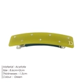 Elegante fermaglio verde in acetato rettangolare con strass e dettaglio lettera D dorata - verde oliva