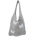 Dettaglio della borsa a tracolla in maglia beige con motivi a farfalla blu chiaro - Cachi