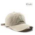 Khakifarbene Baumwoll-Basecap mit Herz-Stickerei und verstellbarem Riemen für Damen - Khaki