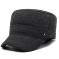 Casquette militaire d'hiver pour homme en gris foncé avec cache-oreilles et rivets - Réglable / Gris