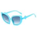Occhiali da sole da donna cat-eye con montura azzurra e lenti grigie sfumate alla moda - Montatura Blu Lenti Sfumate Blu