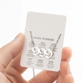 Collier minimaliste en acier inoxydable argenté numéro d'ange 999 avec carte de message - 999 / Acier