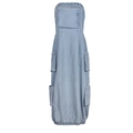Dettaglio abito a fascia in denim blu con tasche cargo e orlo con coulisse regolabile - S / Azzurro