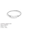 Minimalistischer Silberring aus Edelstahl mit fünf Barockperlen in US-Größe 5 - Umfang 49MM-US 5 / Stahlfarben