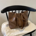Grand sac cabas minimaliste marron foncé avec bandoulière en chaîne élégante - Marron