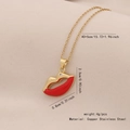 Gouden ketting met rode lippen hanger en kleine diamant, lengte 40+5cm - Lip