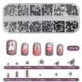 Detalle del kit de pedrería para manicura de 12 rejillas con cristales plateados y medidas - Tira de Diamantes de Imitación de Fondo Plano (12TZ-04)