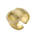 Breiter Ring mit 18K Goldbeschichtung, vertikaler Reliefstruktur und weißen Zirkonia-Steinen - Einstellbar Offen / Goldener Vertikale Textur Breiter Stil (14344)
